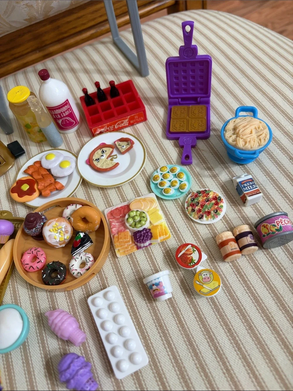 N/A dollhouse food